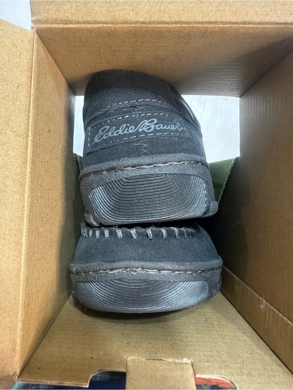Eddie Bauer Woodland Suede Slippers Men’s Large 9.5-10.5 Gray Faux Fur NIB - Picture 4 of 8